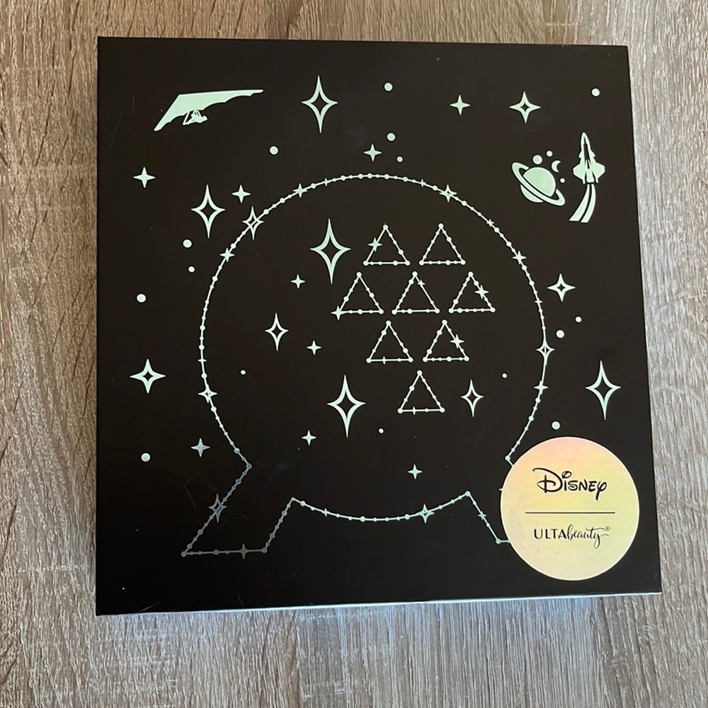 Disney X Ulta Beauty - Epcot Makeup Set